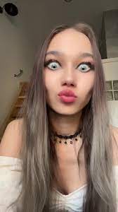 Quantum Edge 12 Tante ABG Yandex Viral Sensasional Roadmap