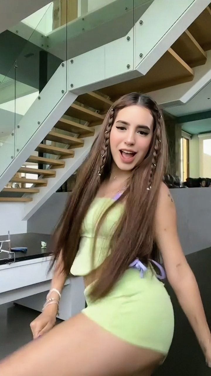 Neural Max 10 Tante Iclik Viral Indo Super Viral Mastery